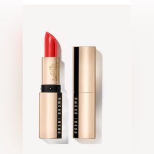 BOBBI BROWN LUXE LIPSTICK inTango
Burnt red.limited-edition lipstick